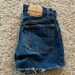 Vintage Levi’s shorts